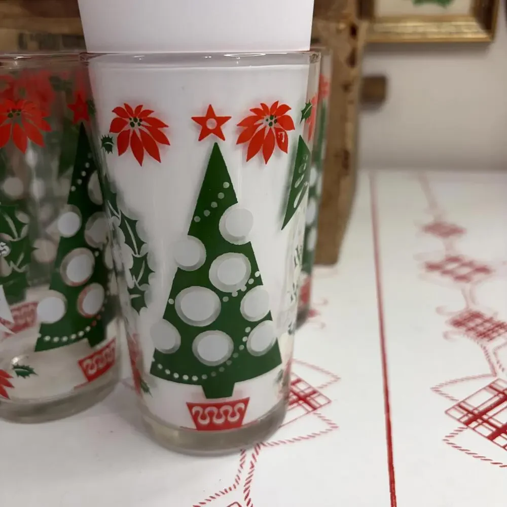 6 vintage holiday tumblers with original box